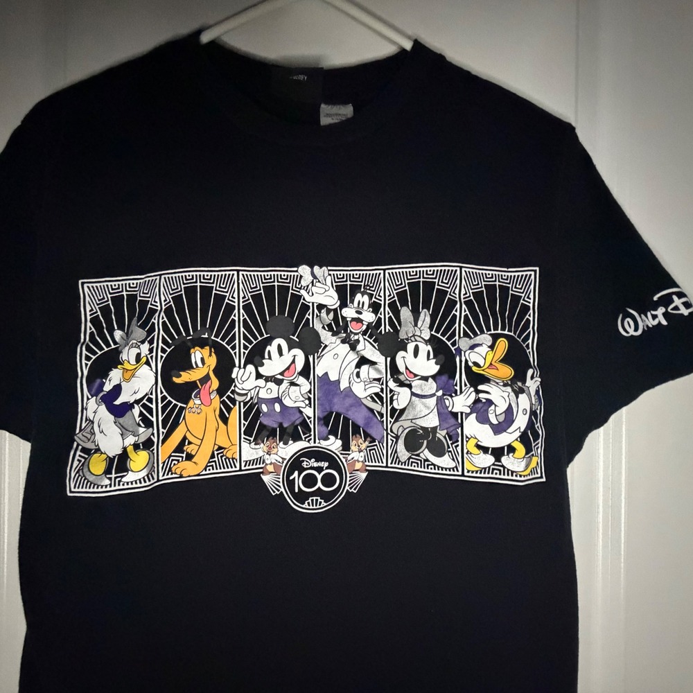 Disney 100 Years of Wonder Walt Disney World Mickey & Friends T-Shirt Mens Small
